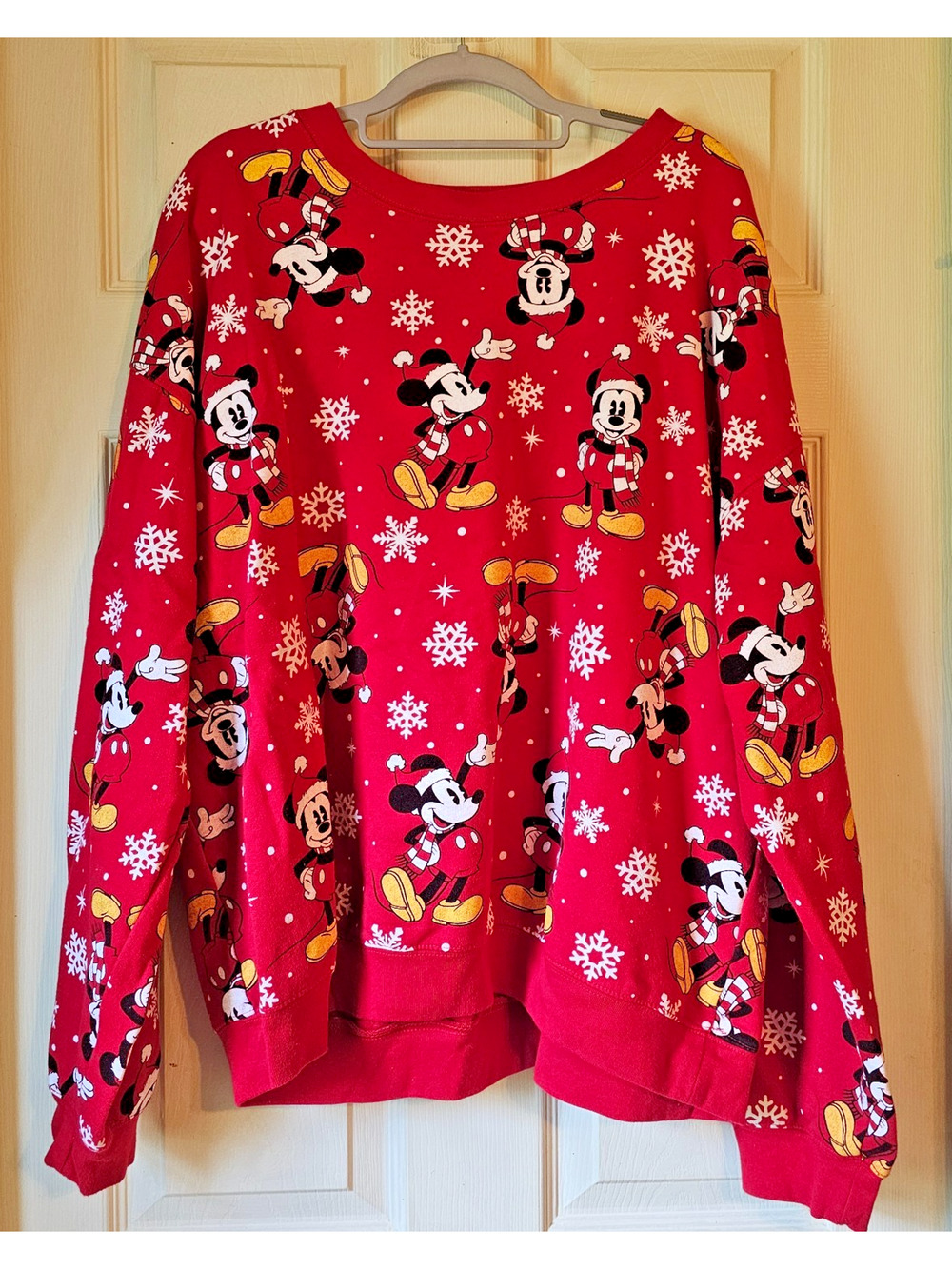 Disney Mickey Mouse Christmas Sweatshirt Red Snowflake Holiday Womens XXXL NWOT